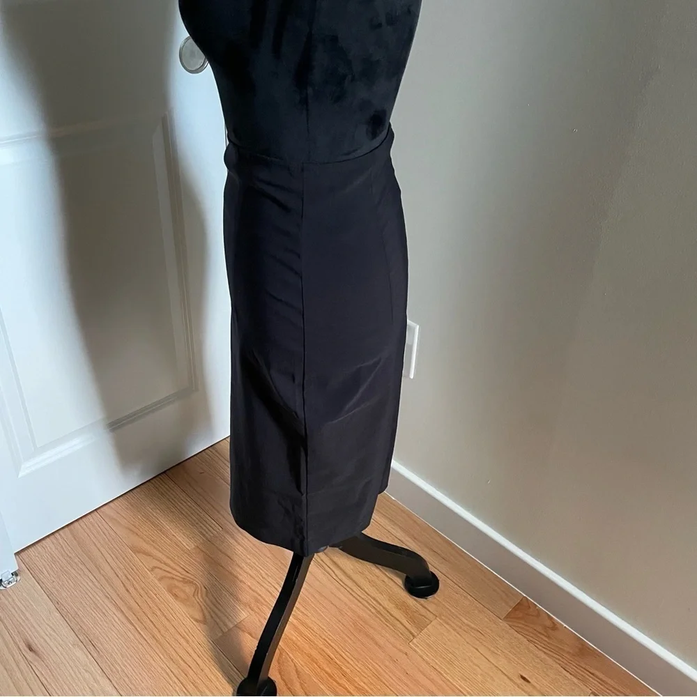 Avenue Montaigue Black Stella Skirt Pencil Pull On Elastic Viscose EUC Size 2